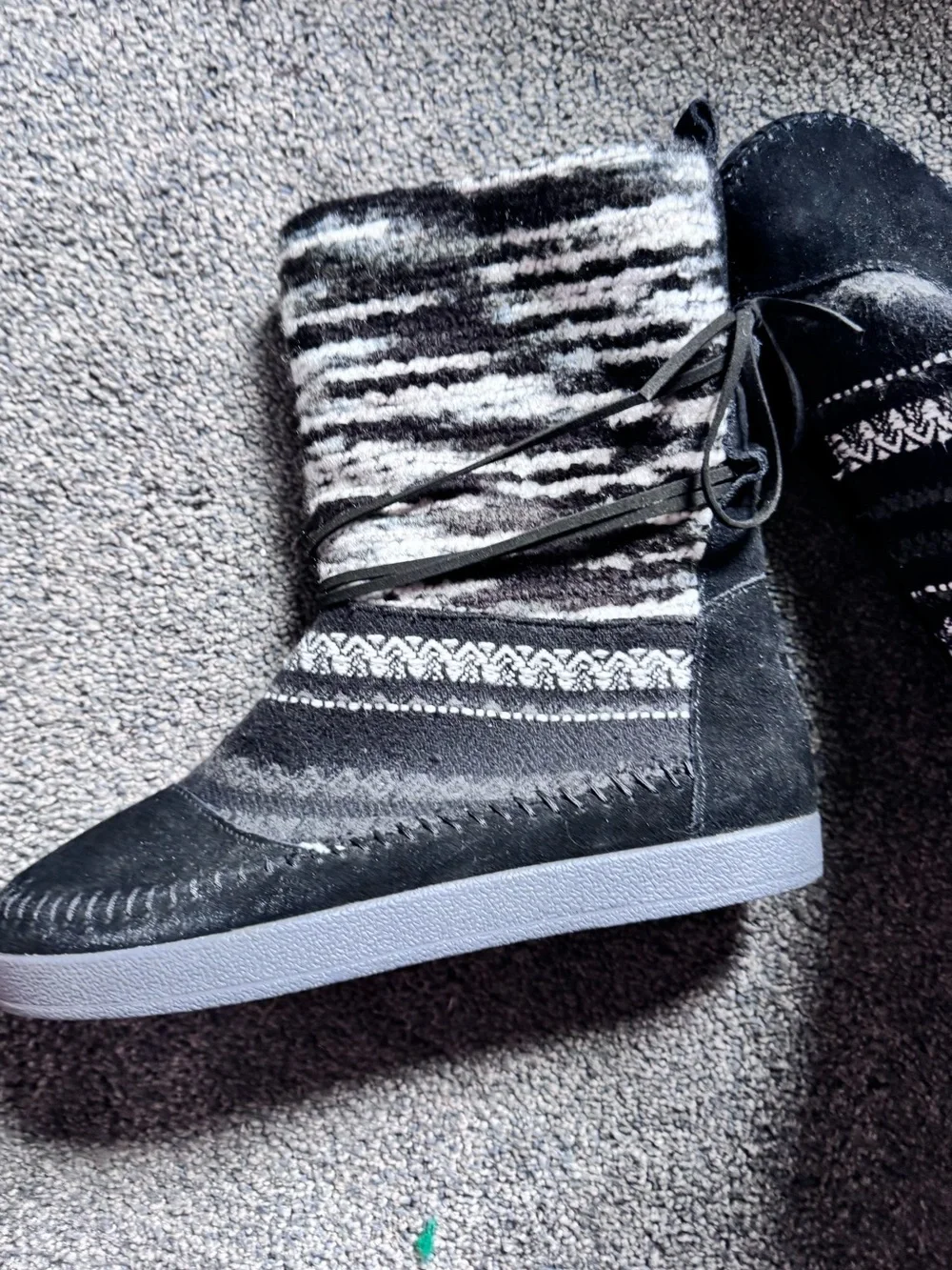 Toms Black and White Patterned Knit-Trim Women's Winter Boots
